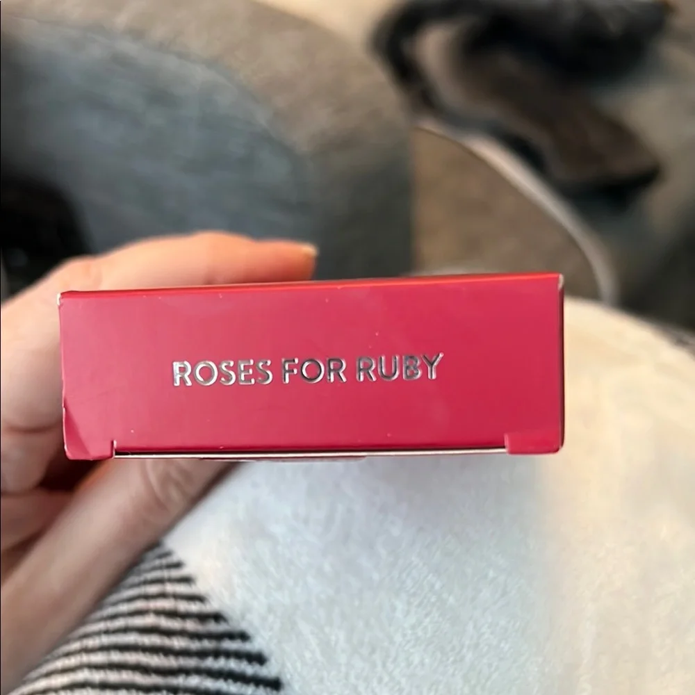 Red Aspen Nail Dashes - Picture 5 of 5